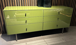 HM Loth Dresser