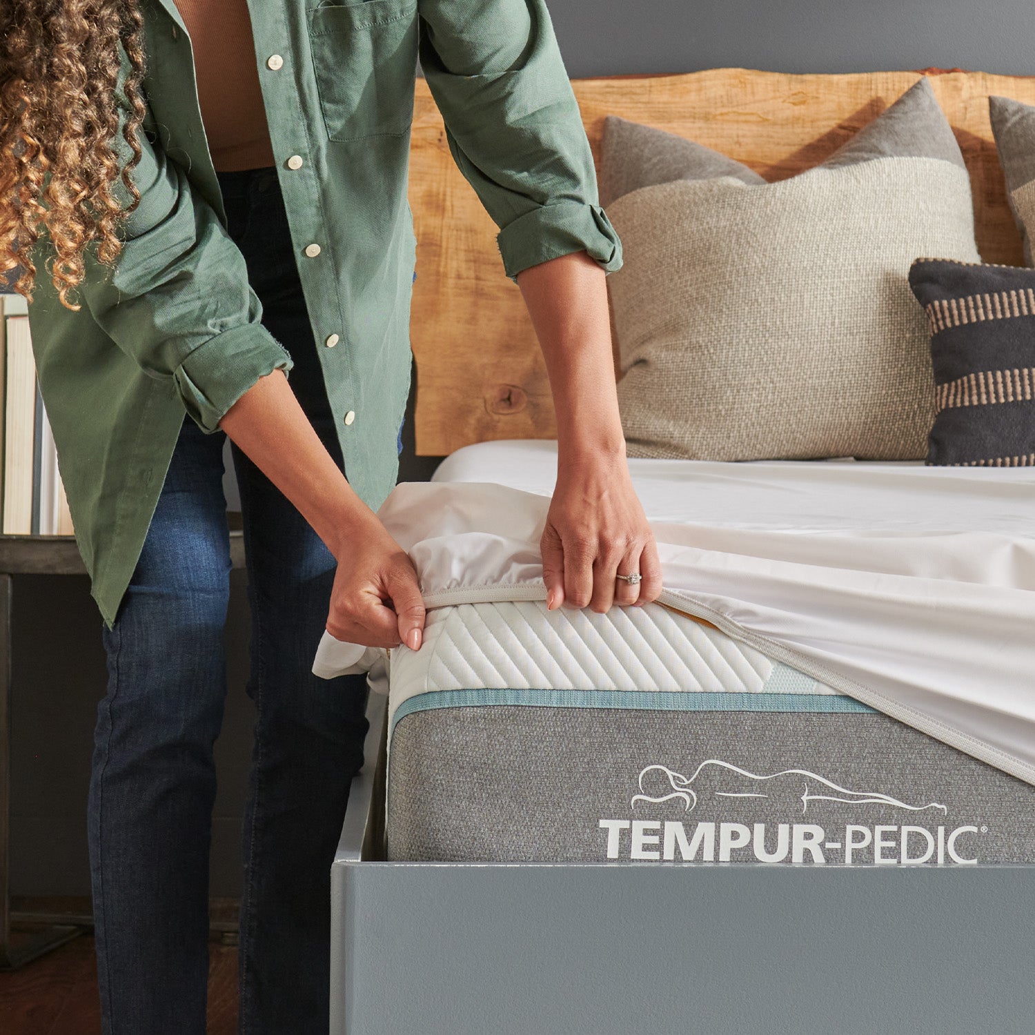 Tempur-Pedic Breeze Mattress Protector